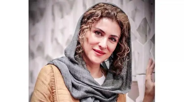 فیلم / سوتی بزرگ ویشکا آسایش وسط سالن واکنش و خنده امین حیایی و الیکا عبدالرزاقی 