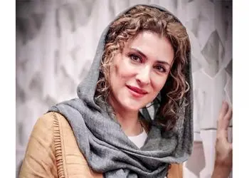 فیلم / سوتی بزرگ ویشکا آسایش وسط سالن واکنش و خنده امین حیایی و الیکا عبدالرزاقی 