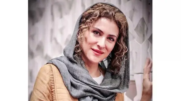 فیلم / سوتی بزرگ ویشکا آسایش وسط سالن واکنش و خنده امین حیایی و الیکا عبدالرزاقی 