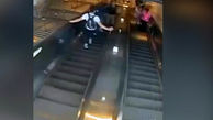 این مرد، زن جوان را از پله های مترو پرت کرد + فیلم