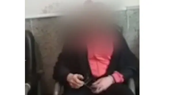 دزد طلا هنگام فرار از مغازه کلاه گیسش افتاد و معلوم شد زنی جوان است !