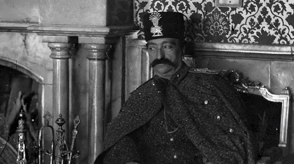 ناصرالدین شاه در سفر خارجه + عکس