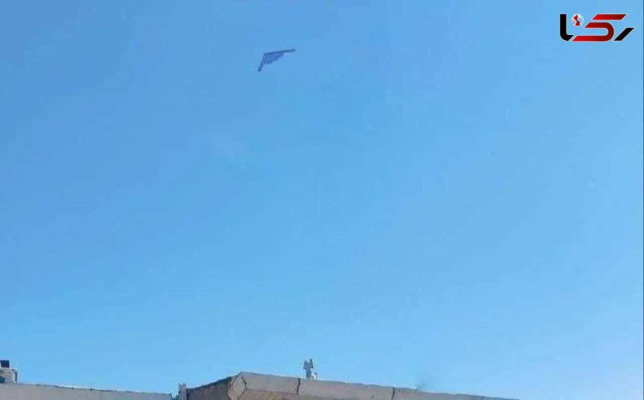 پرواز بمب‌ افکن‌ های B-2 بر فراز تهران و کرج + عکس