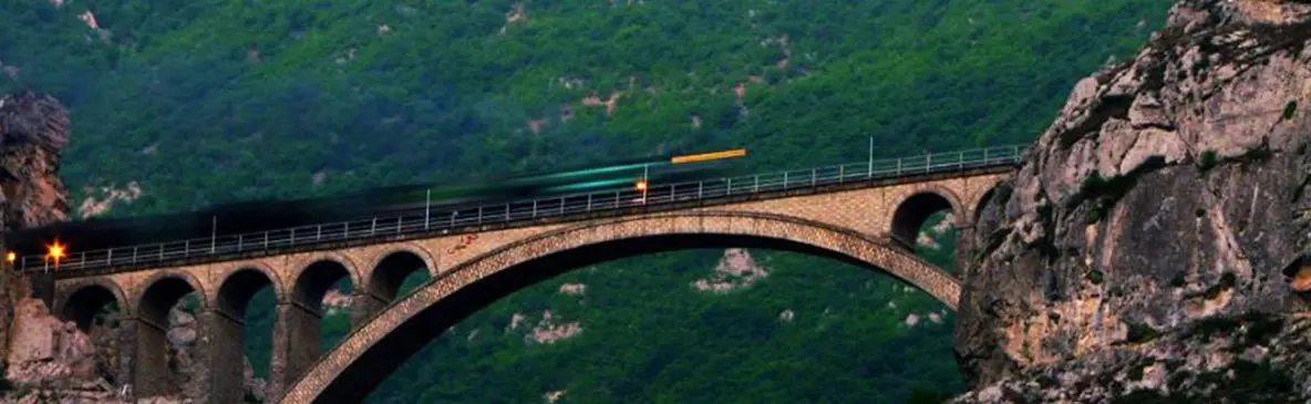 شگفتی مهندسی ایران؛ پل ورسک، نگین استوار البرز + فیلم