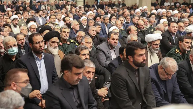 سران قوا، مسئولان و کارگزاران نظام عصر امروز چهارشنبه با رهبر انقلاب اسلامی دیدار کردند. 