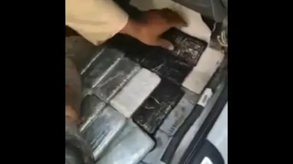 فیلم جاسازی ماهرانه موبایل های سرقتی تهرانی ها برای قاچاق به افغانستان !