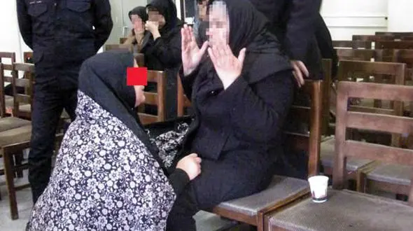 شوهر صیغه ای مادرم رفتار زشتی با من کرد / این دختر جوان تا یک قدمی مرگ رفت! + عکس