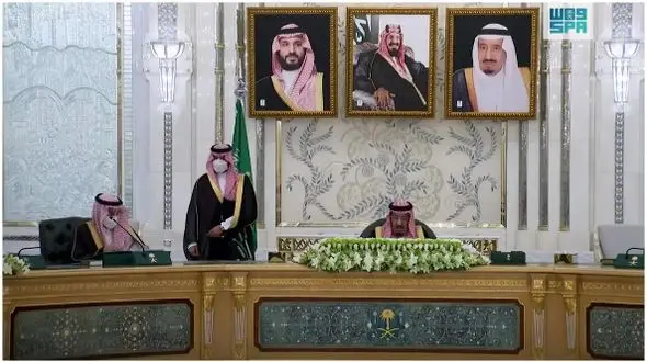 پادشاه عربستان پس از مدتی غیبت همه را غافلگیر کرد!