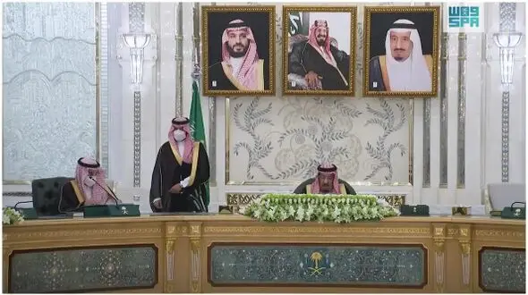 پادشاه عربستان پس از مدتی غیبت همه را غافلگیر کرد!