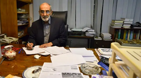 ‌به نامزدی که بعد از ائتلاف مشخص می‌شود رای دهید / صورت مسئله را از حالت چندکاندیدایی به تک کاندیدا تغییر دهید