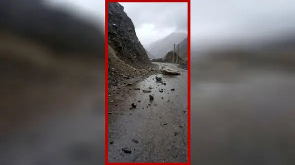 مرگ دردناک داخل خودروی لاکچری! / ریزش کوه در سوادکوه