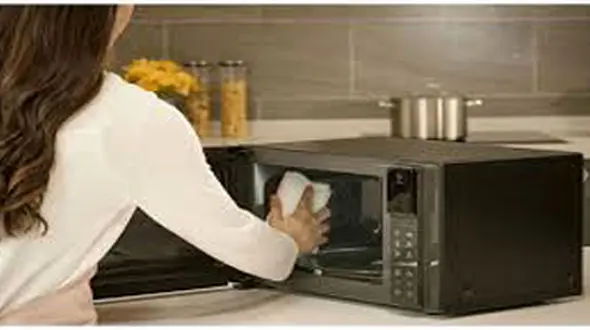  تمیز کردن مایکروفر با فوت و فن های خانگی