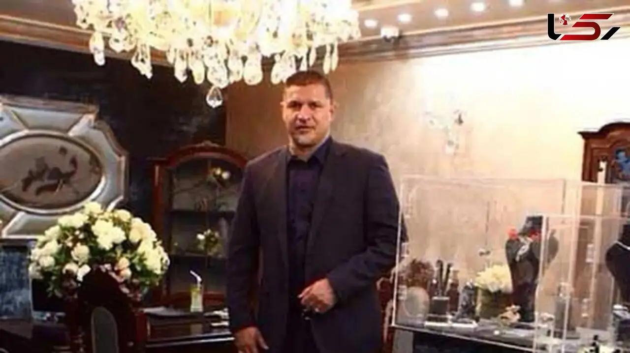 فیلم / گالری جواهرفروشی مجلل و لوکس همسر جوان و اردبیلی علی دایی با دیزاین فوق العاده زیبا و امروزی/ شیک و جذاب