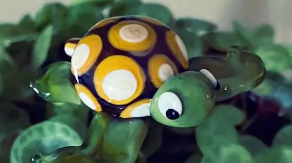 با شیشه چطوری لاکپشت می سازند؟