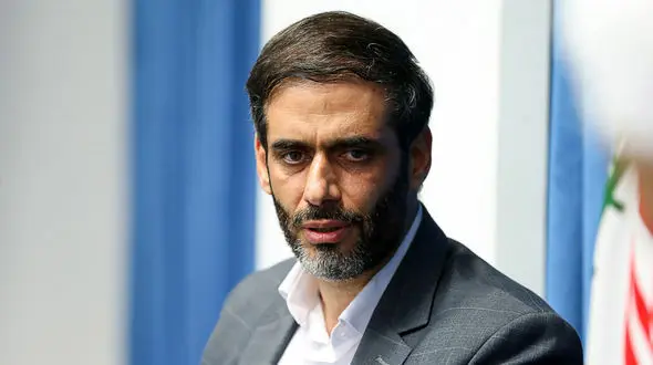 ایستادگی کردم و هزینه‌اش حذف شدنم بود/ پوست خربزه ای زیر پای رئیسی