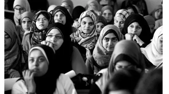 بشریت دیگر چاره‌ای جز تسلیم در برابر پذیرش قطب زنانگی ندارد