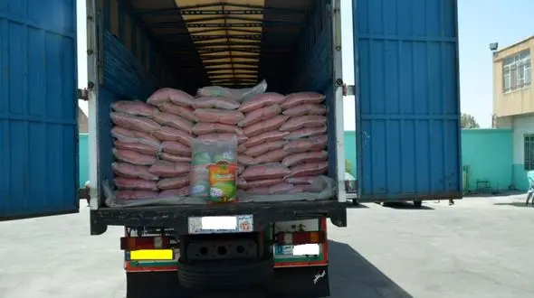 توقیف کامیون حامل بار قاچاق در " مرند"