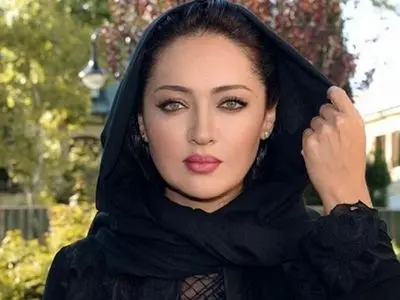 عکس / دورهمی کریسمسی نیکی کریمی با ستاره  زیبای هالیوود