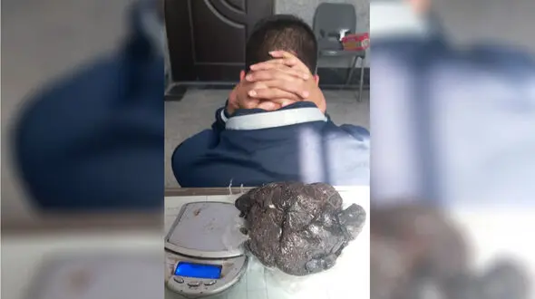 مافیای مواد آبادان: من لواشک فروشم ! + عکس