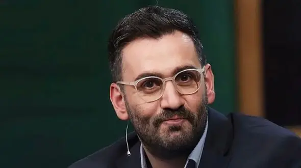 پیراهن سبز و چروک نیما شعبان‌نژاد سوژه مراسم اکران شد!