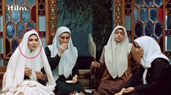 عکس مینی اسکارف جذاب لاله اسکندری بازیگر سریال در چشم باد ! / زیبایی واقعی لاله اسکندری خیره کننده است !
