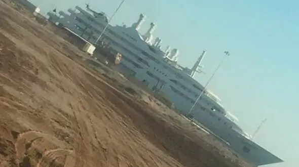 حمله موشکی به قایق تفریحی بن سلمان + عکس 