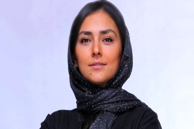 فیلم آواز باشکوه هدی زین العابدین با آهنگ مازیار فلاحی ! /   یه عکس یادگاری که خودتم نداری + موزیک ویدیئو