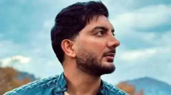 دانلود آهنگ فرزاد فرزین ( ورژن هوش مصنوعی ) به نام وقتایی که تو نیستی