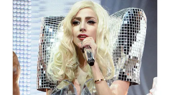 تجربه تلخ و غم‌انگیز لیدی گاگا در ۱۹ سالگی 