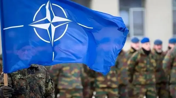 آیا ناتو می‌تواند از سراشیبی سقوط نجات پیدا کند؟