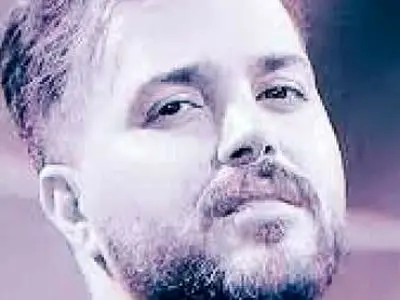 دانلود آهنگ باشکوه علی عبدالمالکی /  رفیق نیمه راه من قشنگ ترین گناه من