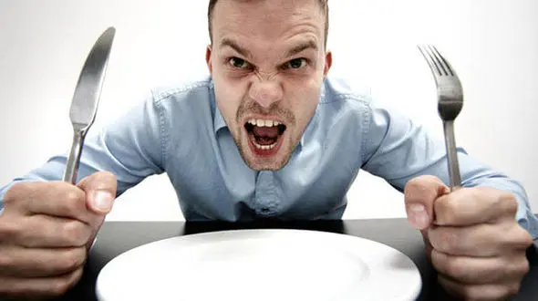 با معده خالی یوگا تمرین کنید