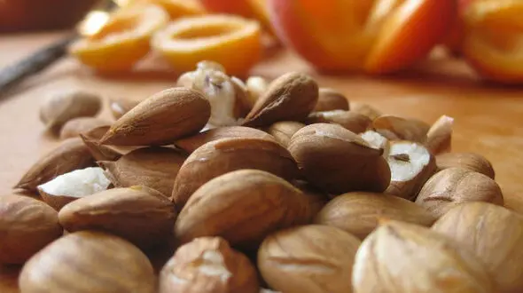 خطر مرگ در هسته این میوه های تابستانی است