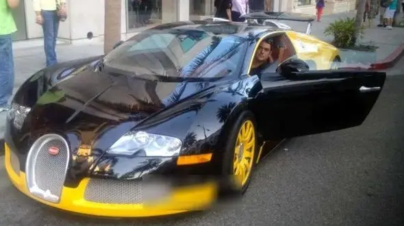 نگاهی به ماشین رولز رویس لوکس و هوش پران رضا گلزار با صندلی های مدرن / گلزار: سکوت نشانه قدرت است