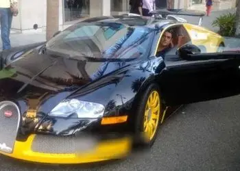 نگاهی به ماشین رولز رویس لوکس و هوش پران رضا گلزار با صندلی های مدرن / گلزار: سکوت نشانه قدرت است