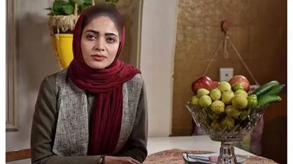 تغییر چهره زیبای دختر محمود نقاش سریال پایتخت در واقعیت ! + عکس های جذاب مانکنی و بیوگرافی عارفه معماریان