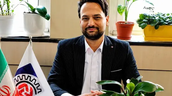 چالش جدی بازار رنگ به دلیل رکود ساخت‌وساز و مشکلات مالیاتی/ خروج ۱۰ درصد فعالان رنگ ساختمانی از بازار/ خرید رنگ دیگر اولویت‌ خانواده‌ها نیست