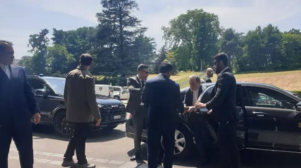 عباس عراقچی وزیر امور خارجه ایران وارد ژنو شد
