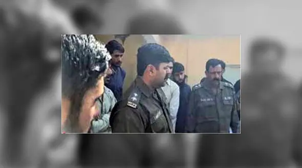 اقدام وحشیانه خواستگار شکست خورده با خانواده دختر 17 ساله در جنگل + عکس