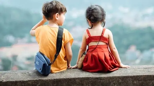 فرزند آوری در ایران در مسیر صفر شدن / سال 1425 فرزند آوری منفی خواهد شد