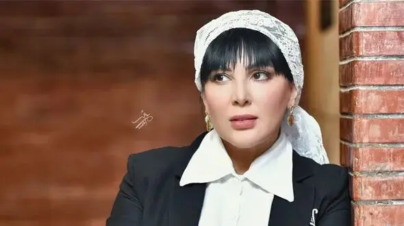 فیلم/ لیلا بلوکات: برادرم از 5 طبقه پرت شد / مادرم 2 ماه لال شد / 500 بچه رو به سرپرستی گرفتم