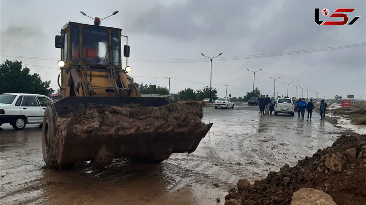 2 Dead, 3 Missing After Floodwater Splashes over Village South of Iran