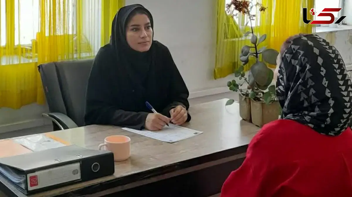 روز اول : مادرم رو از خانه بیرون انداخت / روز دوم : گرسنه بودیم با اعتراضم منو یعنی دخترش رو هم بیرون انداخت