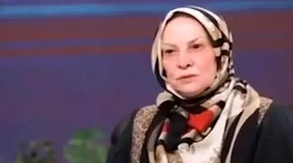 12 سال سرنوشت شوم یک زن / فرزندانش با جعل امضا او را  بیرون انداختند + فیلم تلخ