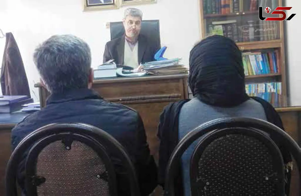 منشی جوان با یک سکه همه چیزش را به مدیر عامل میانسال باخت