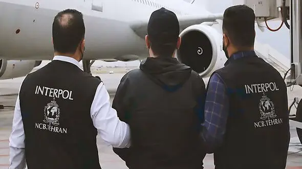 بازگرداندن فراری 2700 میلیارد تومانی از خارج به ایران +  صفر تا صد فعالیت یک باند فامیلی 