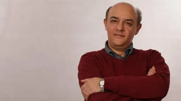 اخراج از دانشگاه به دلیل فحش دادن به مخملباف 