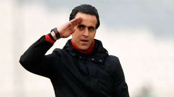 دستور بازداشت علی کریمی صادر شد !