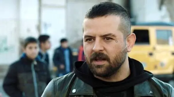 رونمایی از مادر ارتشی هومن سیدی که بازنشسته نیرو دریایی است! / بابا از مامان حساب می‌برد