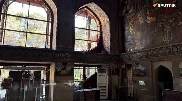 4 عکس تاثربرانگیز از آسیب حملات به کاخ موزه چهل ستون، عمارت رکیب خانه و تالار اشرف در اصفهان